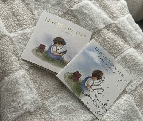 Pack Duo – Le Petit Voyageur + Son Livre de Coloriage